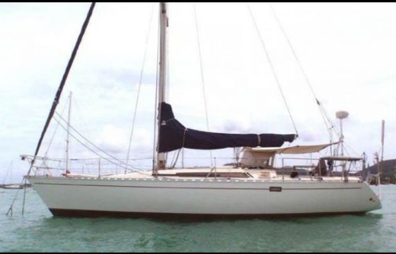 Bénéteau First 38