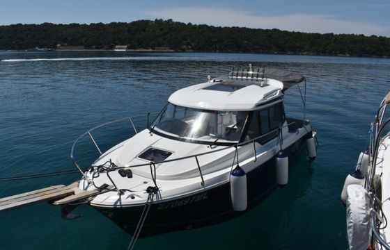 Jeanneau Merry Fisher 795