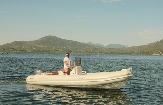 Ribmarine 585