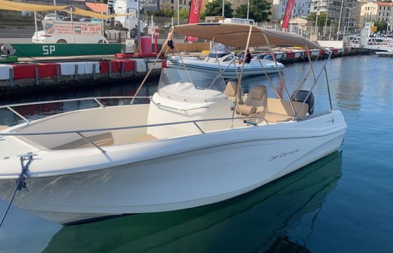 Jeanneau Cap Camarat 7.5 CC
