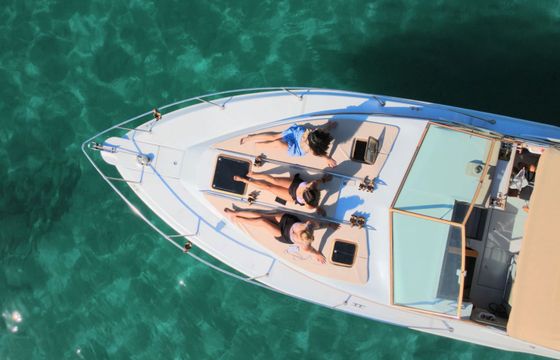 Sea Ray 300 Weekender