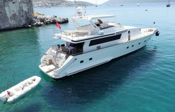 Custom Made Motoryacht