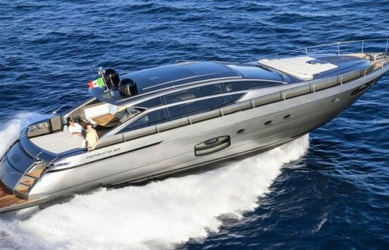 Pershing 62