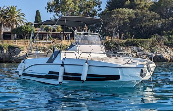Bénéteau Flyer 6.6 SUNdeck