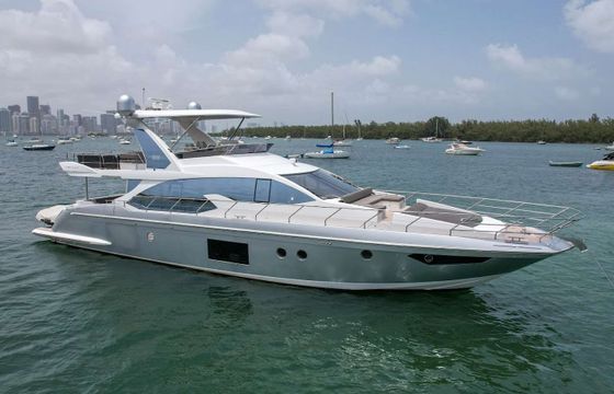 Azimut The One