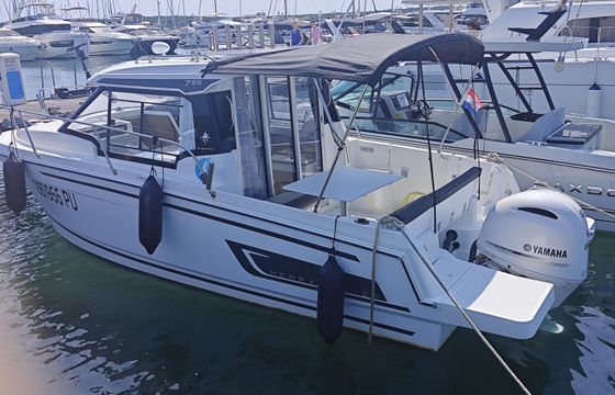 Jeanneau Merry Fisher 795 Series2