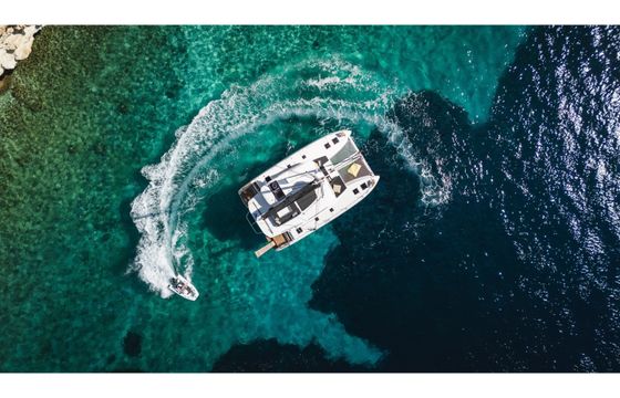 Lagoon 43