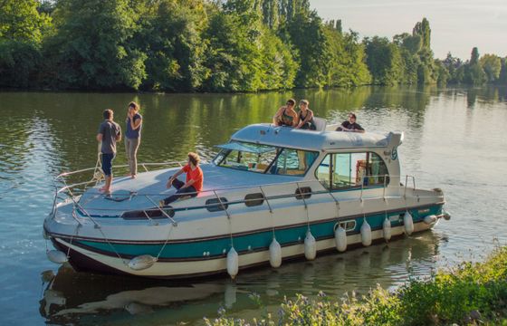 Nicols Yacht Confort Groupe XL 8-12 p.