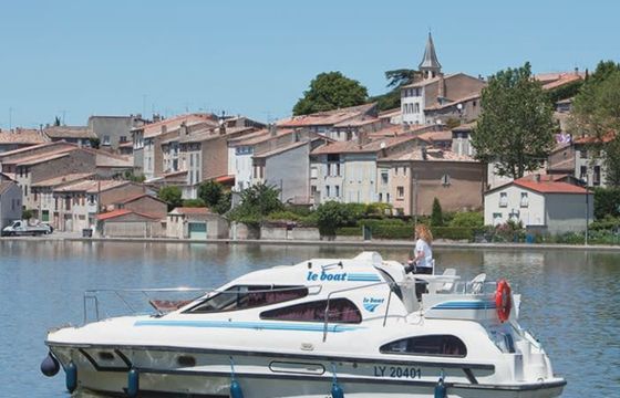 Le Boat Consul