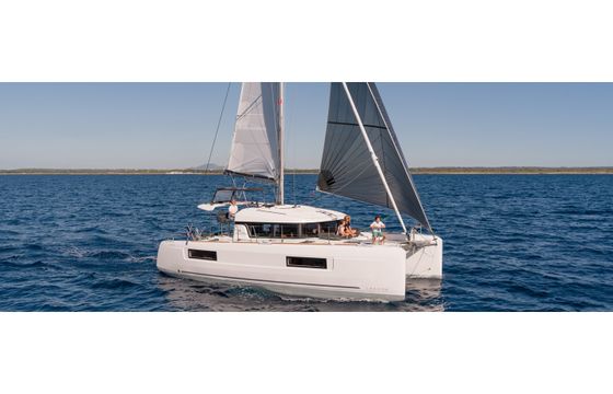 Lagoon 40