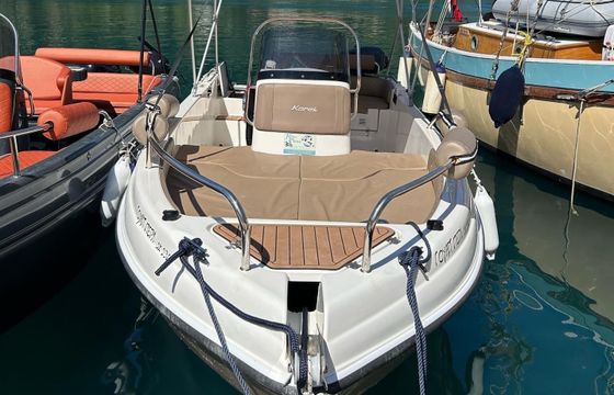 Karel Ithaca 550