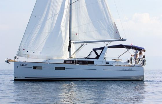 Bénéteau Oceanis 35