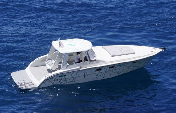 Tornado 38 Flush Deck
