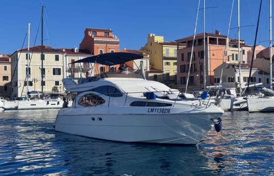 Azimut 46 Fly