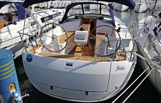 Bavaria Cruiser 37