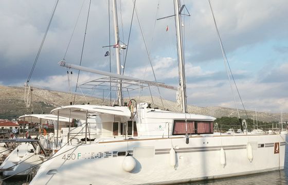 Lagoon 450 F