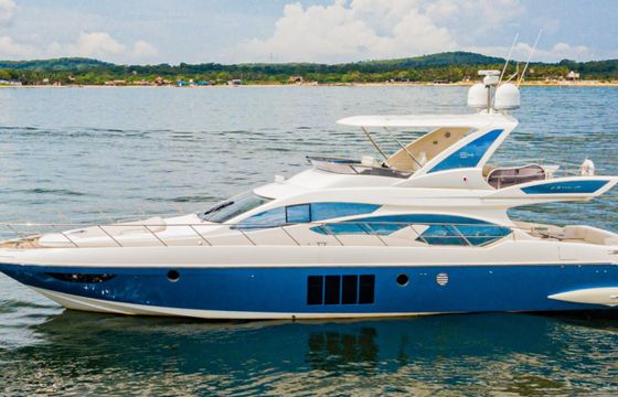 Azimut 64 Fly