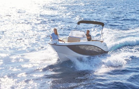 Quicksilver Activ 555 Open
