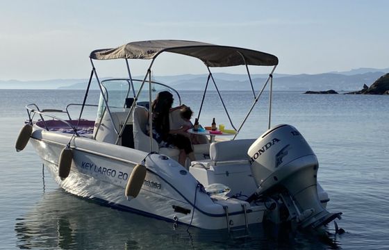 Sessa Marine Key Largo 20 Deck