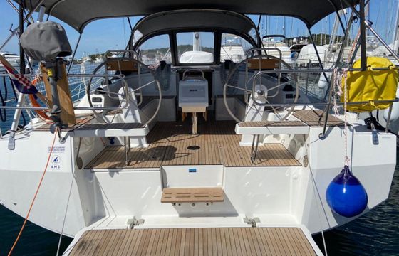 Bavaria C42