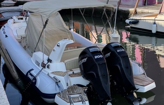 Marlin Boat 274