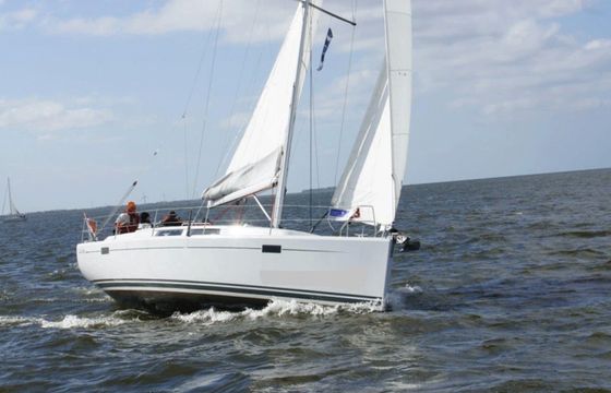 Hanse 385