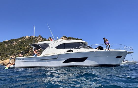 Riviera 445