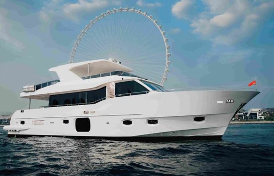 Majesty Yachts 82