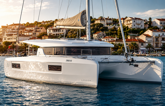 Lagoon 43
