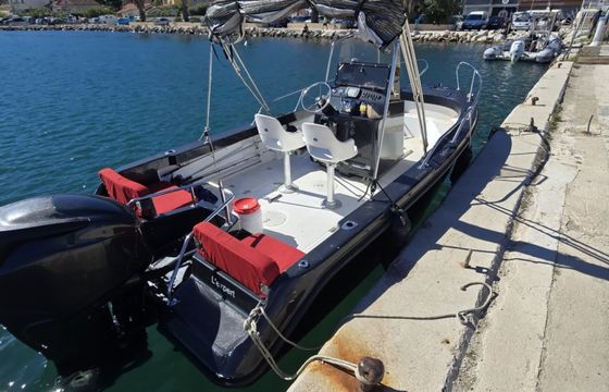 Boston Whaler 18 Outrage