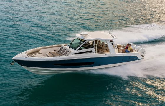 Boston Whaler 420 Outrage