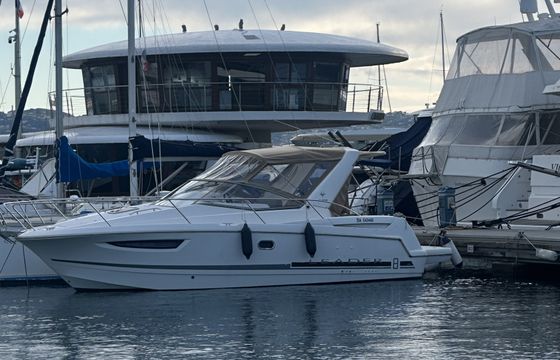 Jeanneau Leader 8