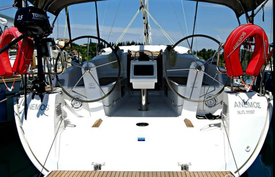 Bavaria Cruiser 37