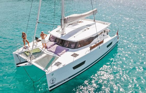 Fountaine Pajot Lucia 40