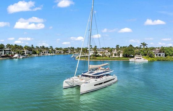 Fountaine Pajot HALCYON