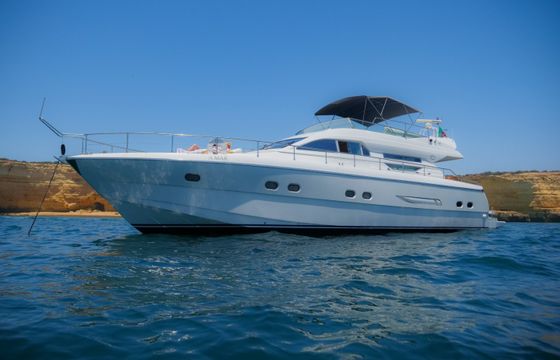 Vz Flybridge 65