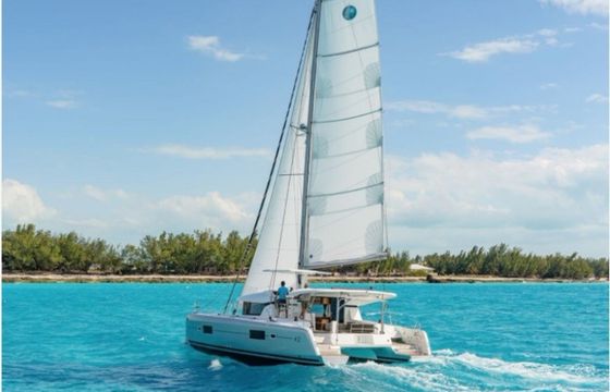 Lagoon 42