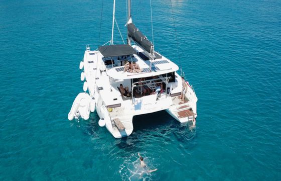 Lagoon 42