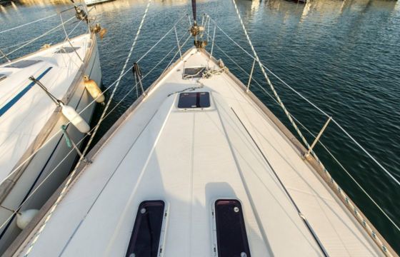 Bavaria 44