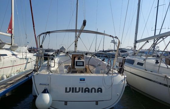 Bavaria Cruiser 37