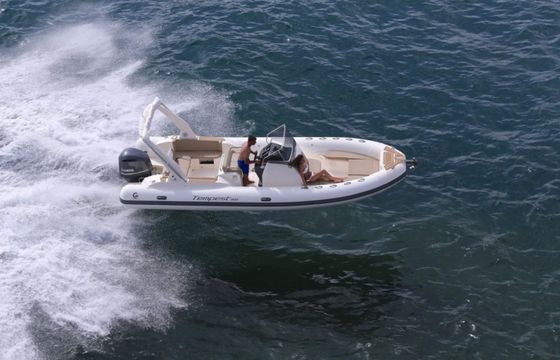 Capelli Tempest 800