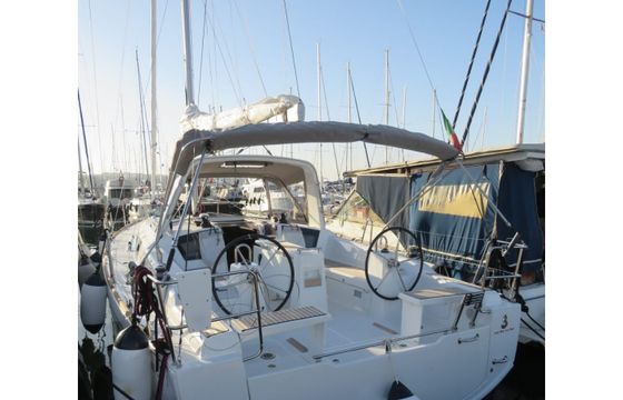Bénéteau Oceanis 38
