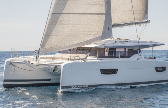 Fountaine Pajot Astrea 42