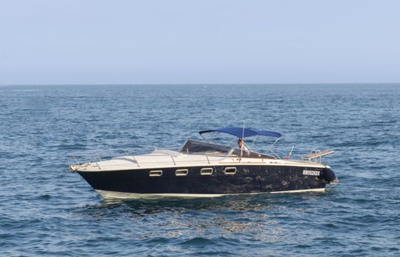 Tornado 38 Flush Deck