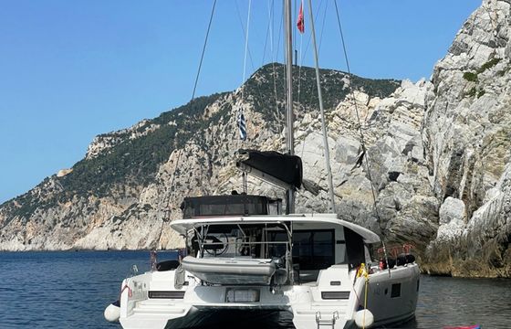 Lagoon 42