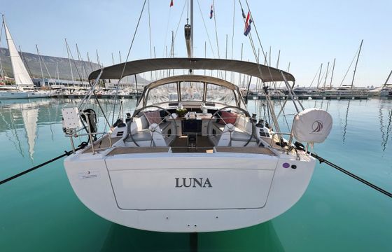 Hanse 415