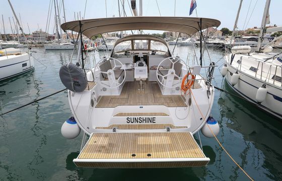 Bavaria Cruiser 46 Style
