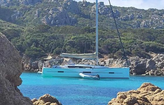 Dufour 410