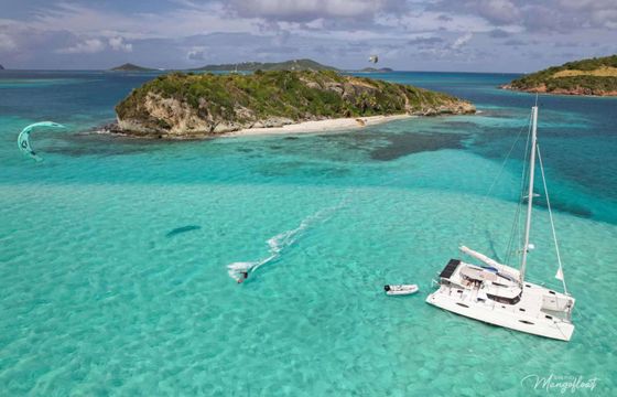 Fountaine Pajot Mangofloat