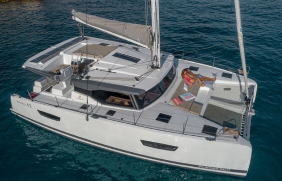 Fountaine Pajot Astrea 42